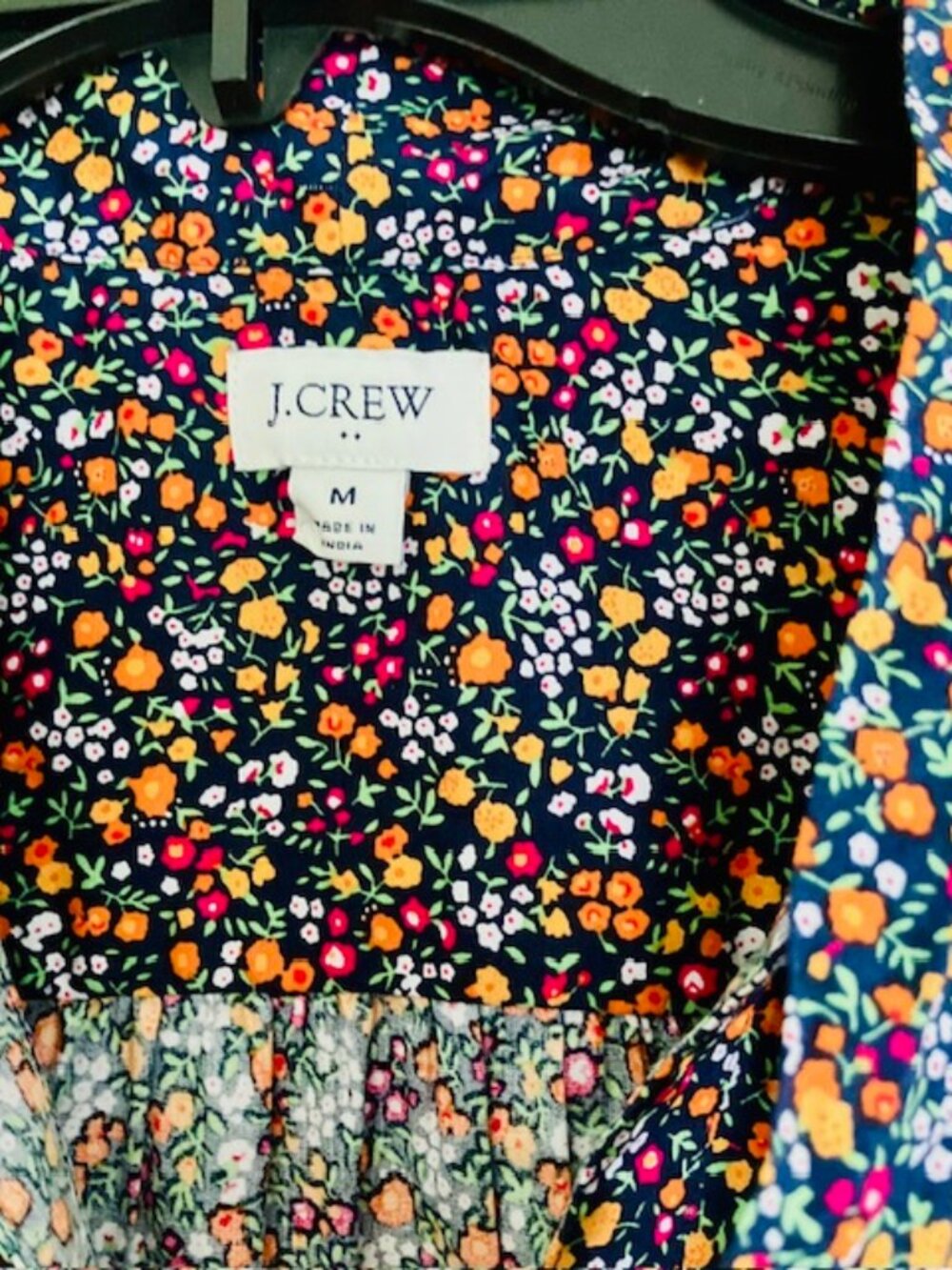J.Crew women's button down blouse size med navy floral - Picture 3 of 4